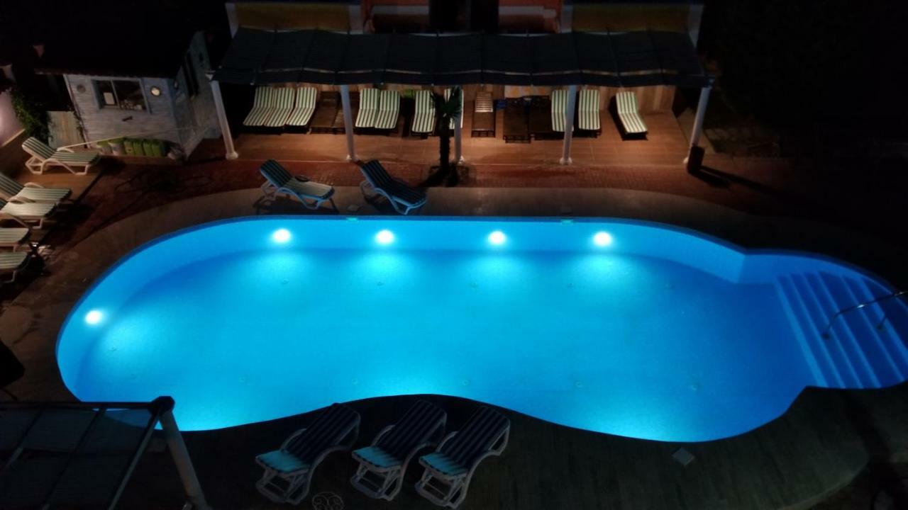 Cunda Leo Boutique Hotel & Pool Ayvalı Exterior foto